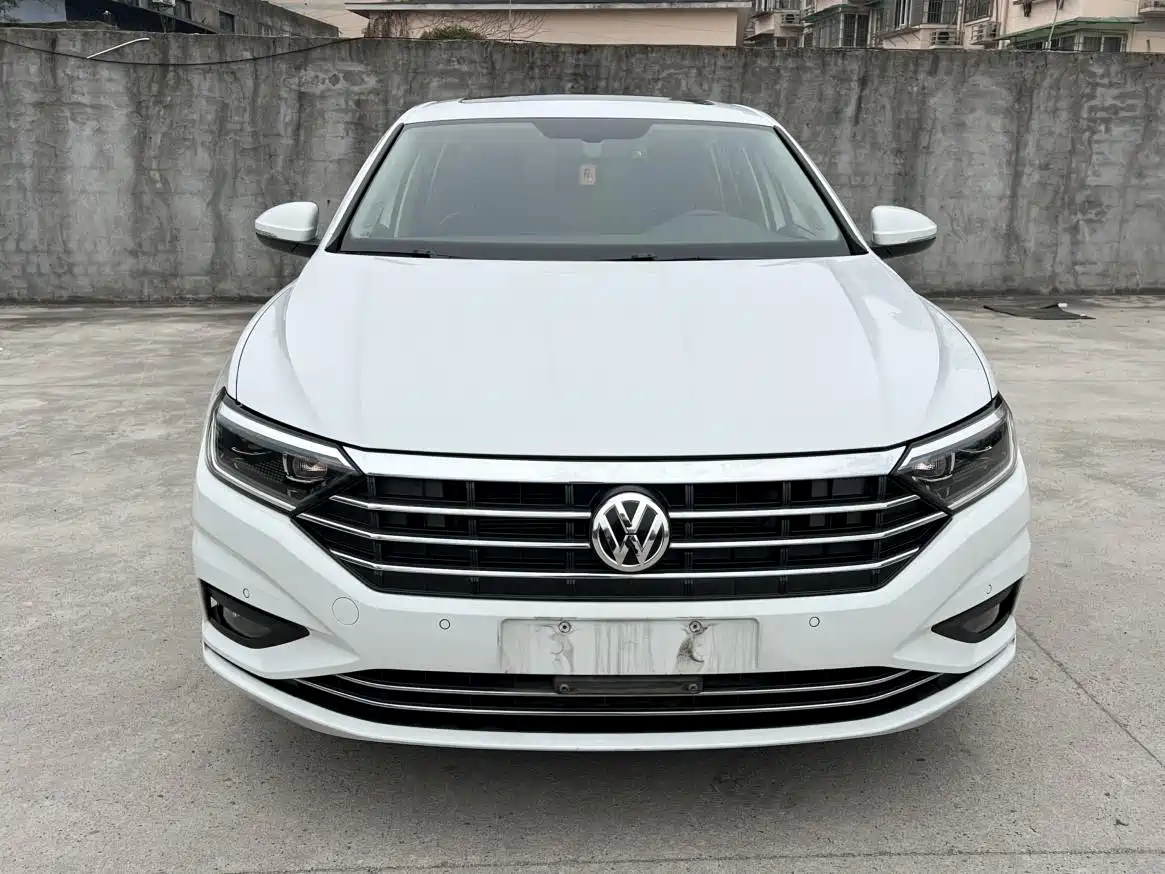Volkswagen Sagitar 2021 280TSI DSG Surpassing Edition фото 2