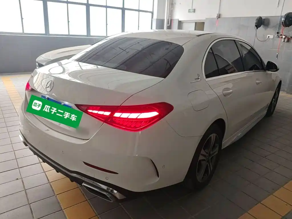 MERCEDES-BENZ CLASS C