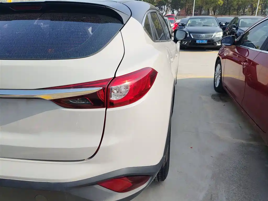 Фото 24 - Mazda CX-4