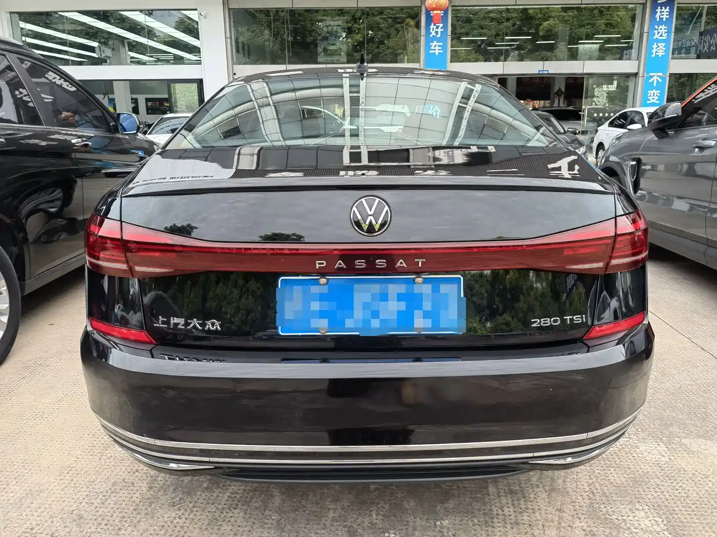 Volkswagen Passat 2024 280TSI Elite Edition фото 5