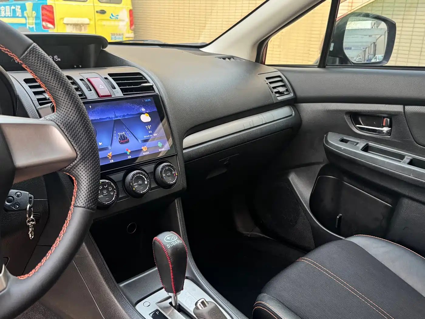 Subaru XV 2015 2014 2.0i Comfort