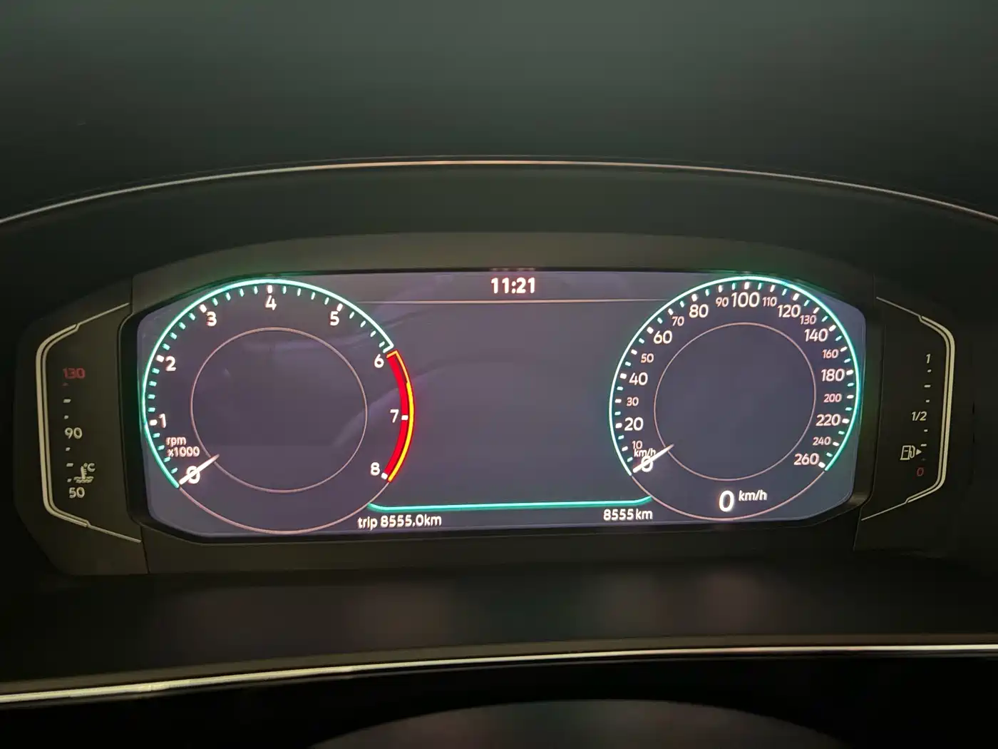 Volkswagen Passat 2025 Outstanding 380TSI Starlight Dragon Glory Edition фото 11
