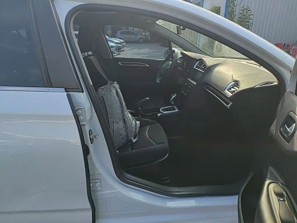Citroën C4L 2016 2015 1.8L Automatic Luxury Edition