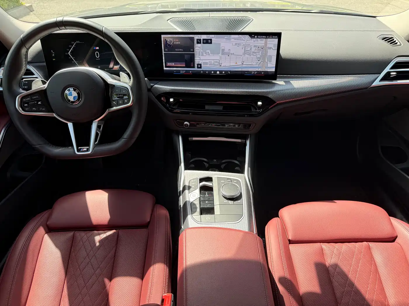 BMW 3 Series 2024 330Li M Sport Shadowline Package фото 7
