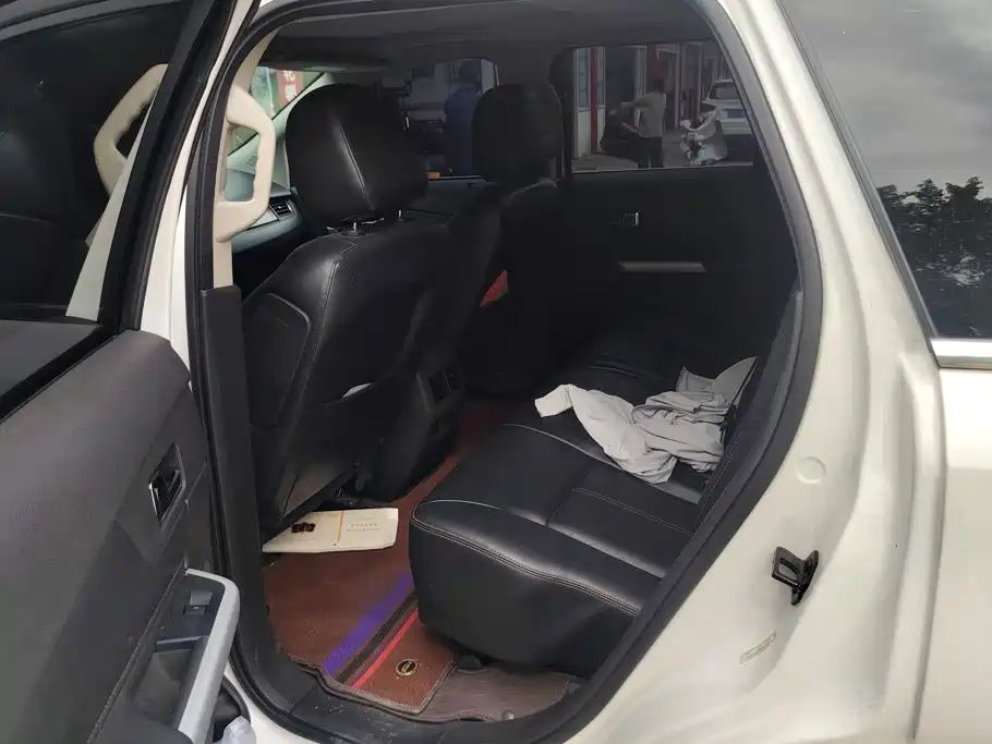 Ford Edge (Import) 2014 2012 2.0T Prestige