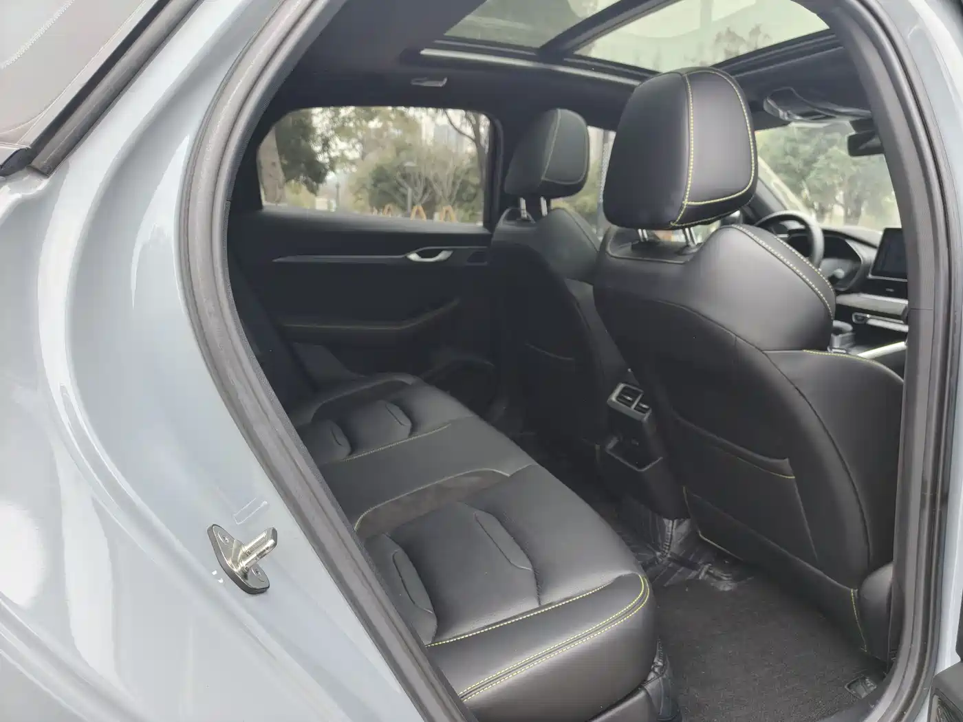 GEELY AUTOMOBILE XINGRUI