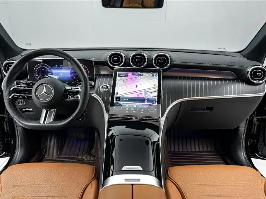 Mercedes-Benz GLC 2023 GLC 260 L 4MATIC Luxury 7-Seater фото 30