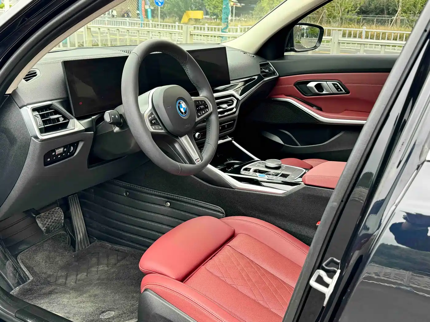 BMW i3 2024 eDrive 35 L фото 4