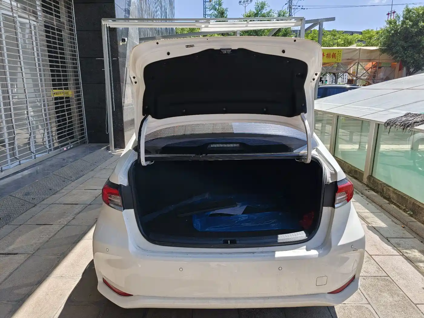 Toyota Corolla 2023 1.8L Smart Hybrid Dual Engine Elite Edition фото 6