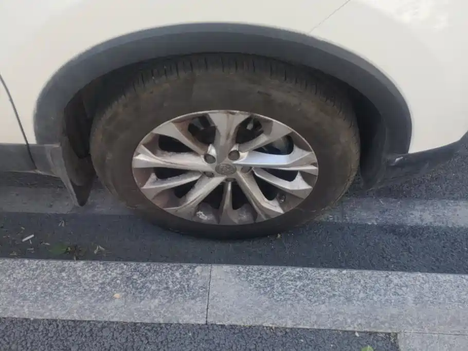 Zhonghua V3 2019 2017 1.5L Automatic Comfort