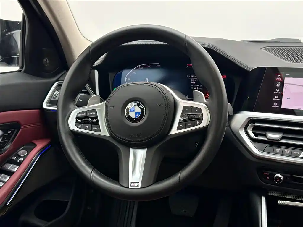 BMW 3 Series 2021 330Li xDrive M Sport Night Edition фото 12