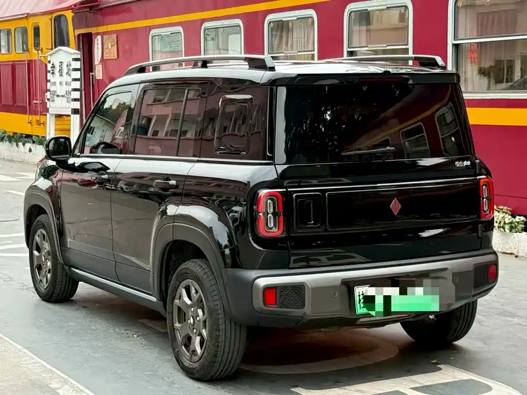 Baojun Yueye Plus 2024 2024 Smart Premium 4-Seater