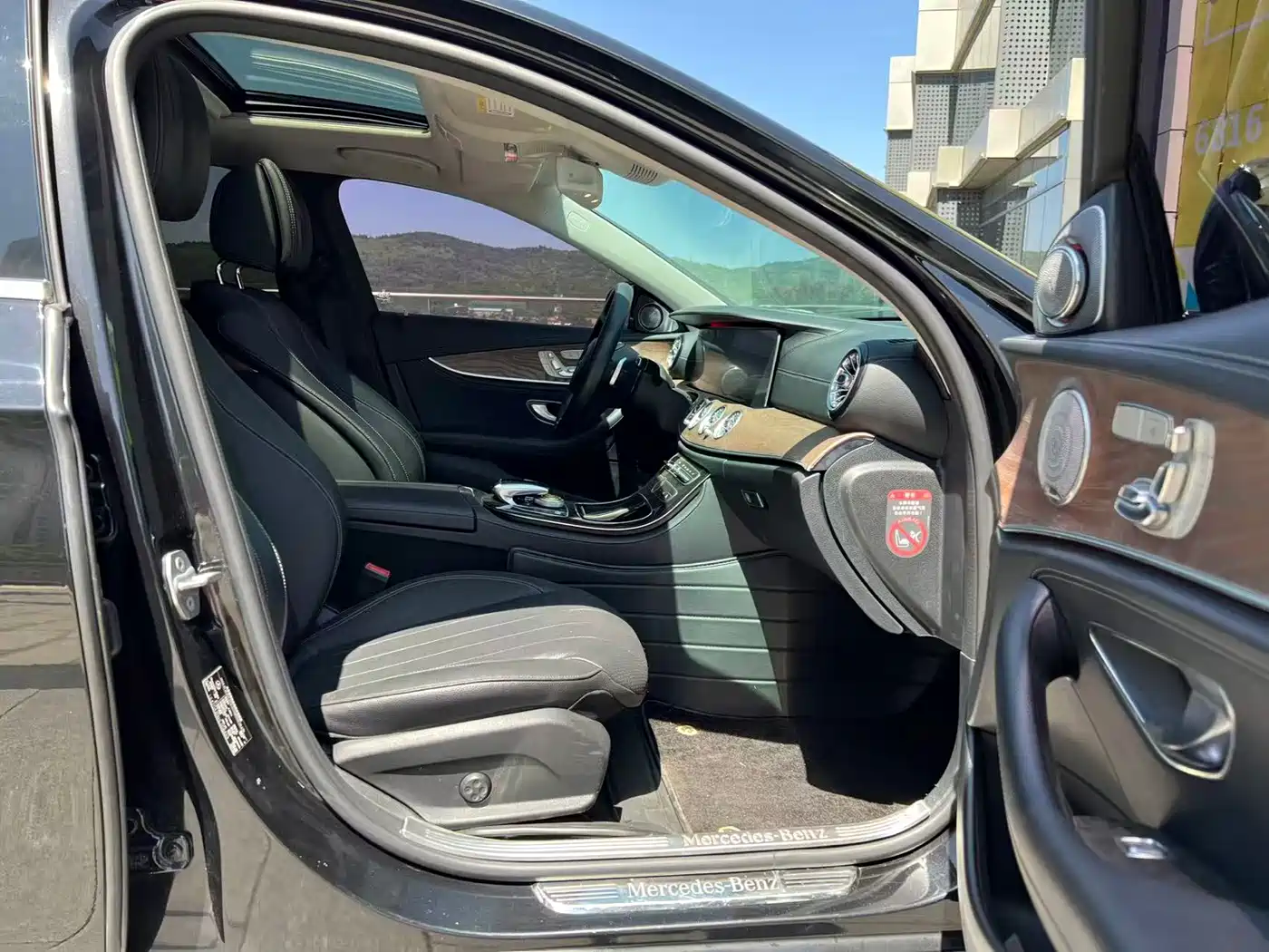 Mercedes-Benz E-Class 2016 E 300 L Fashion Type фото 22