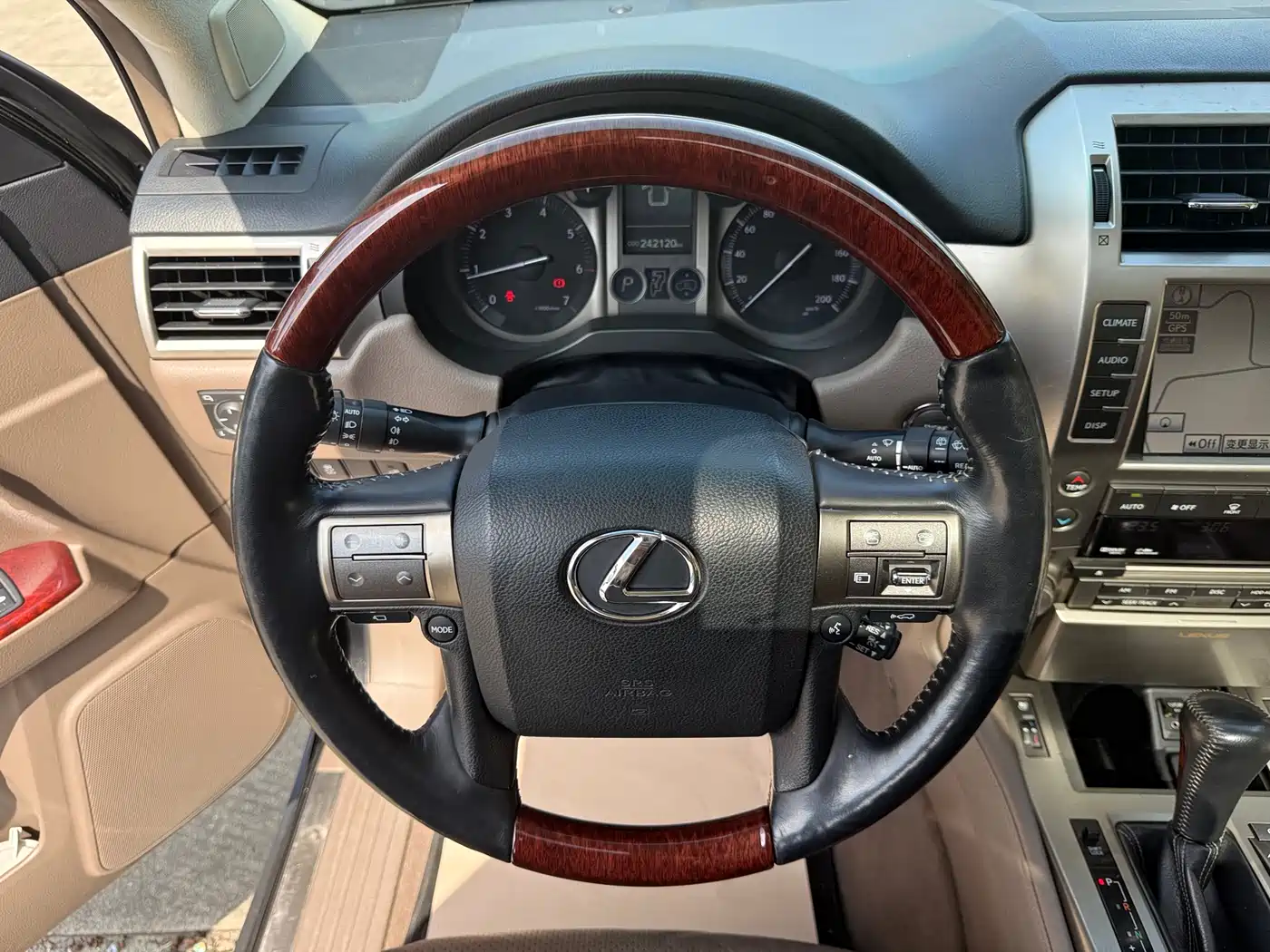Lexus GX 2012 400 фото 16