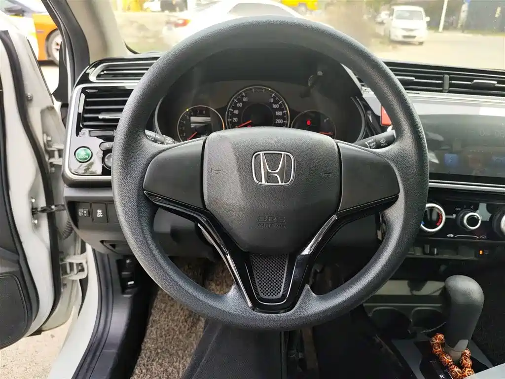 Honda Greiz 2017 2016 1.5L CVT Fashion Edition