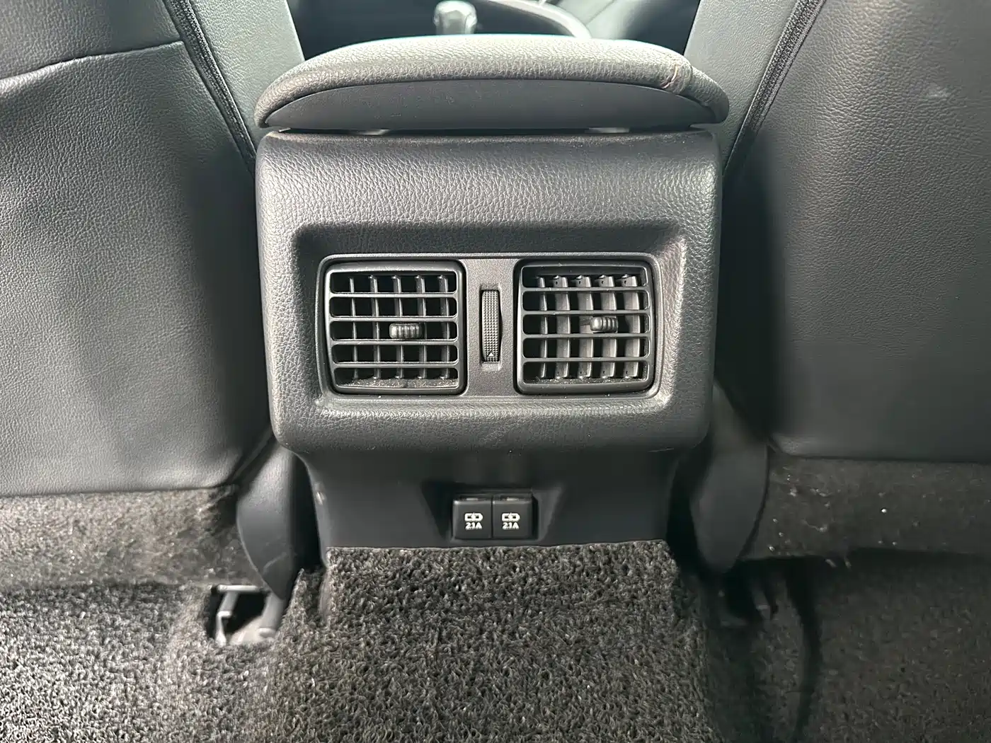 Toyota Camry 2019 2.0G Luxury (China V) фото 10