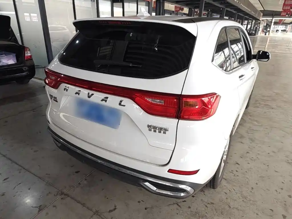 Haval M6 2023 2021 PLUS 1.5T DCT Elite Smart Connect