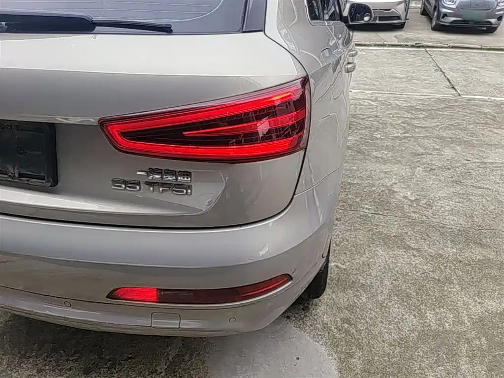 Audi Q3 2015 35 TFSI Comfort фото 8