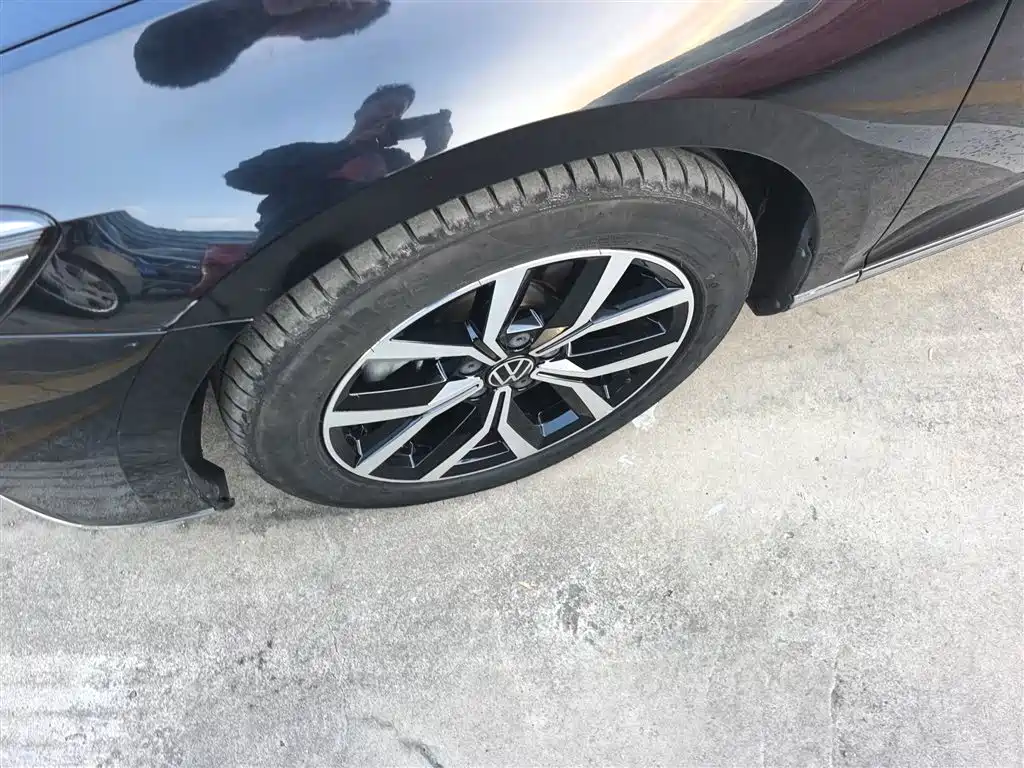 Volkswagen Magotan 2020 330TSI DSG Leading фото 25