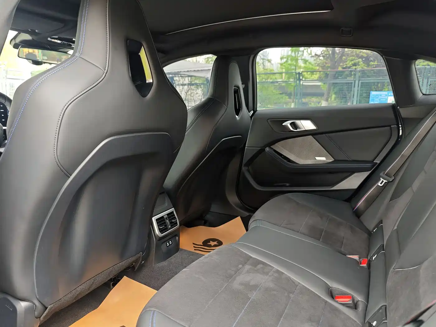 BMW M235L 2025 M235L фото 6