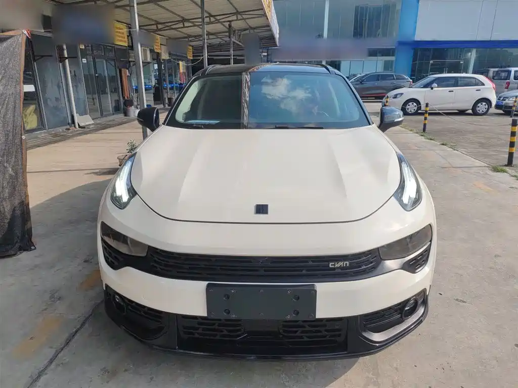 Lynk & Co 02 2018 1.5T DCT 2WD Power Pro Edition China V фото 3
