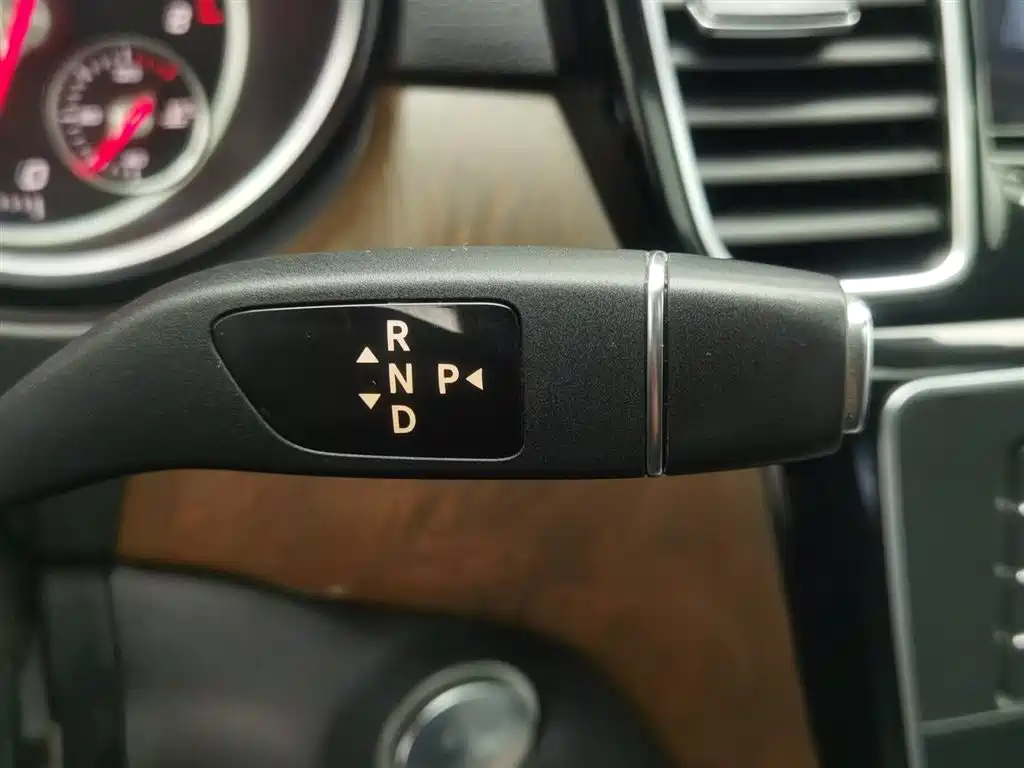 Mercedes-Benz GLE 2017 GLE 320 4MATIC Dynamic фото 13