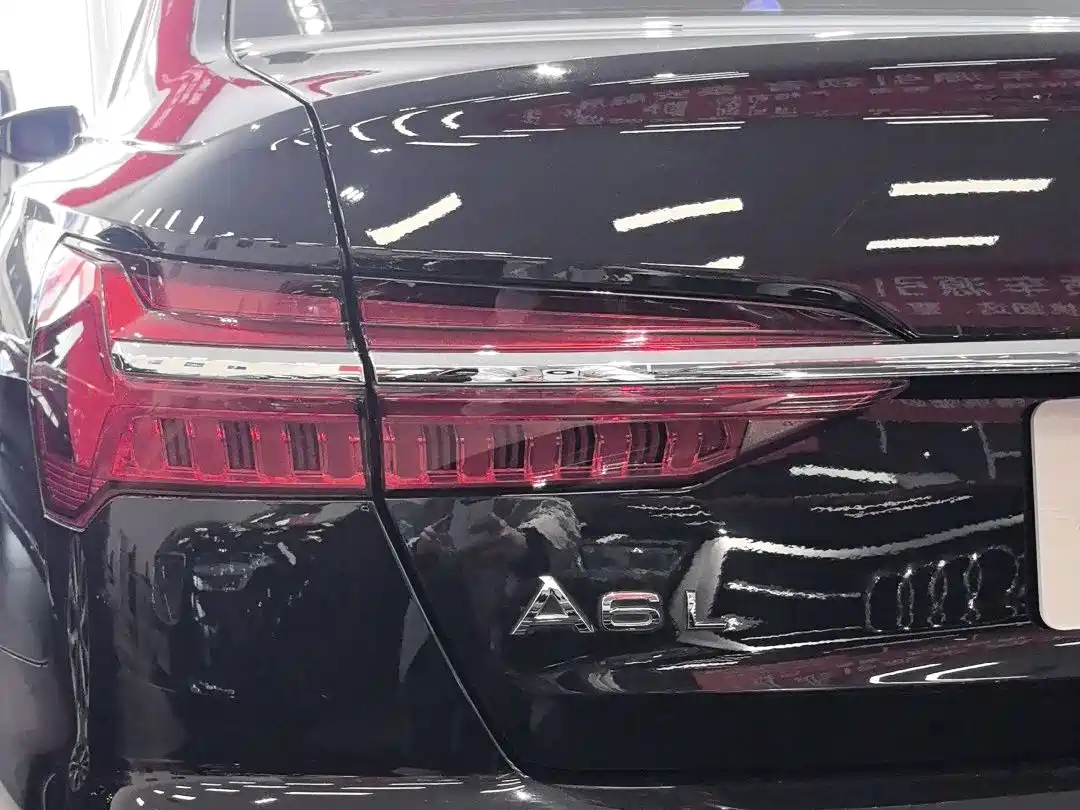 Audi A6L 2019 45 TFSI quattro Premium Elegance фото 17