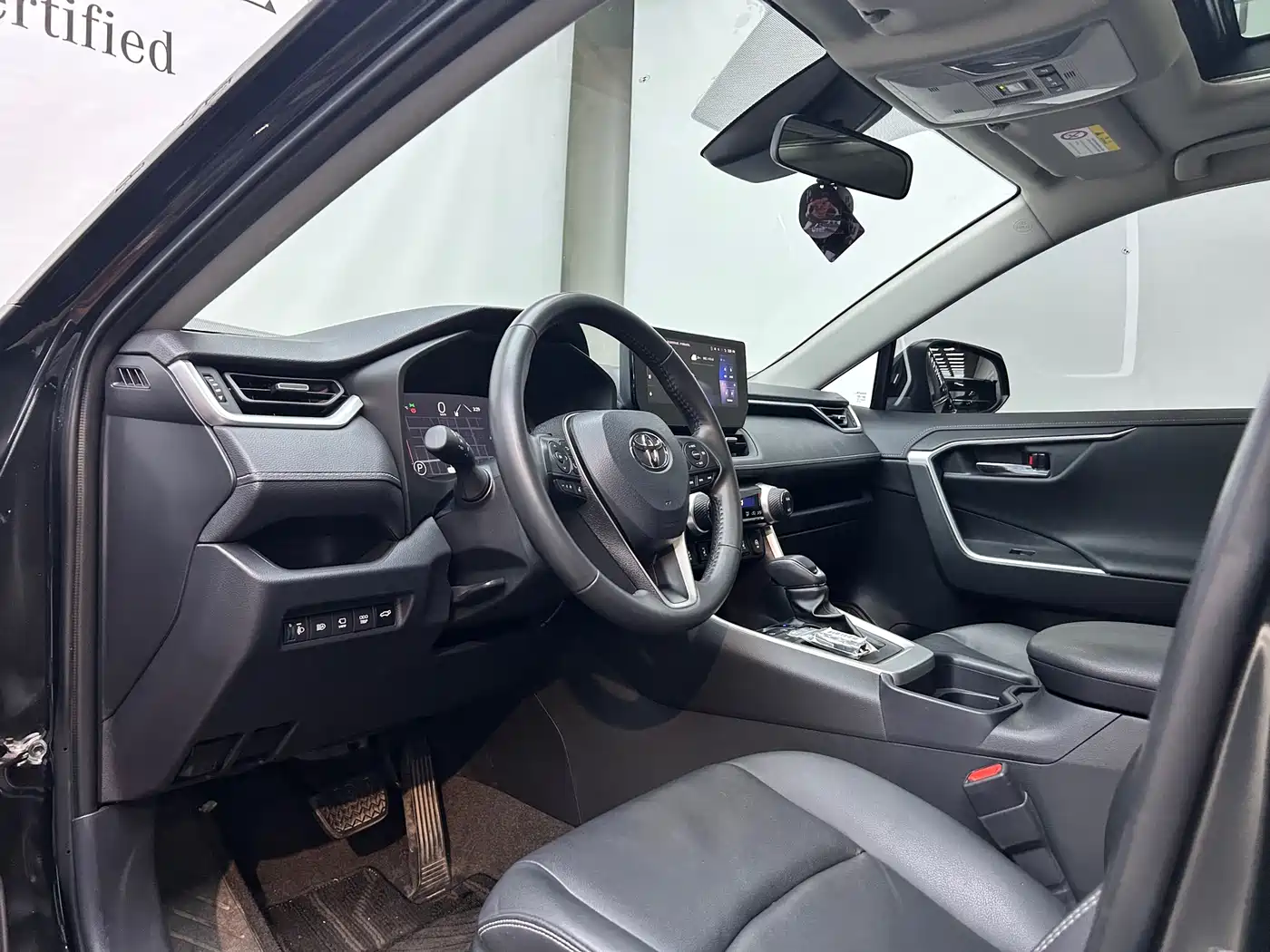 Toyota RAV4 Rongfang 2023 2.0L CVT FWD Style Plus Edition фото 19