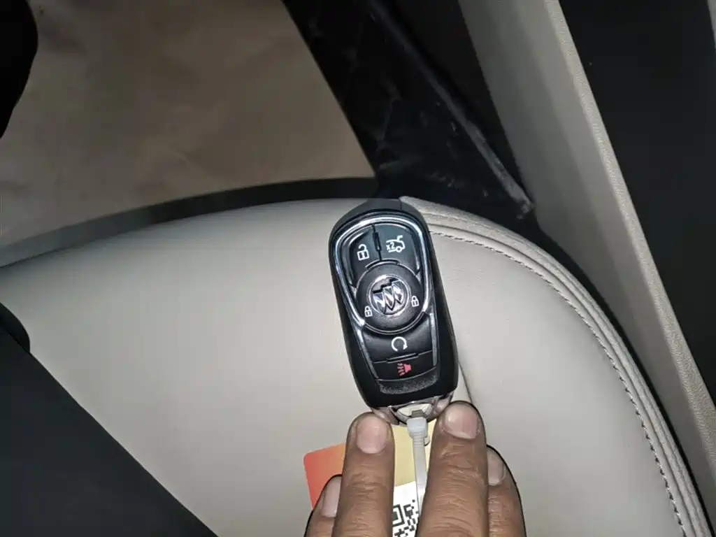 Buick LaCrosse 2016 20T Leading Type фото 9