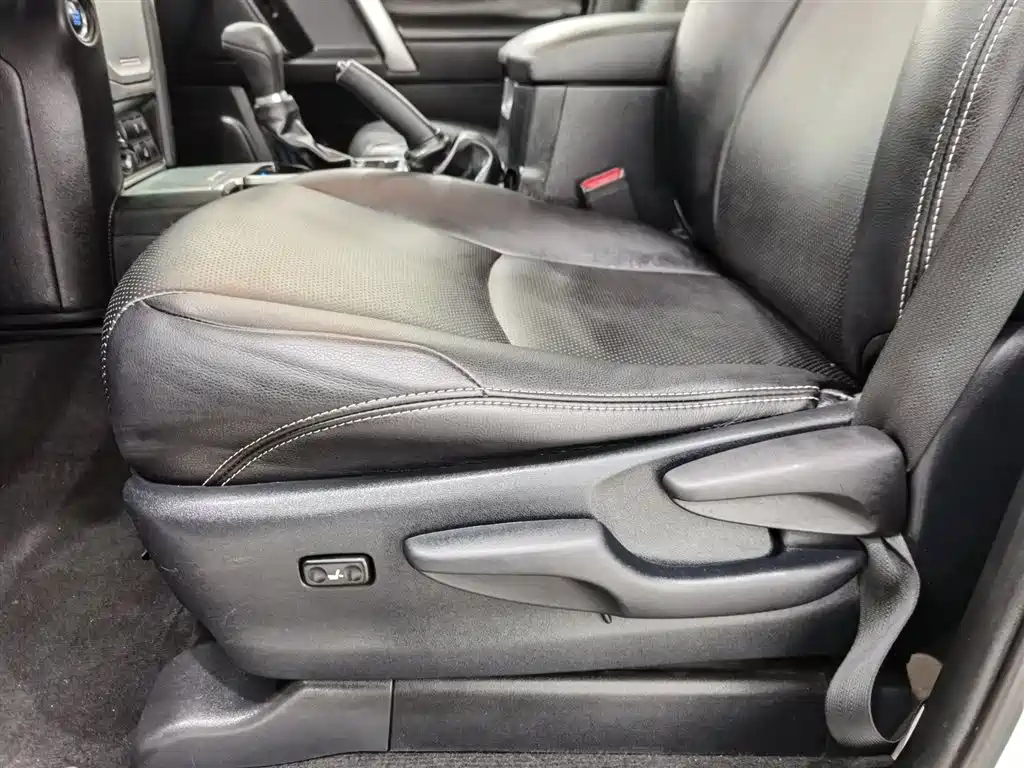 Toyota Prado 2018 3.5L Auto SX фото 20