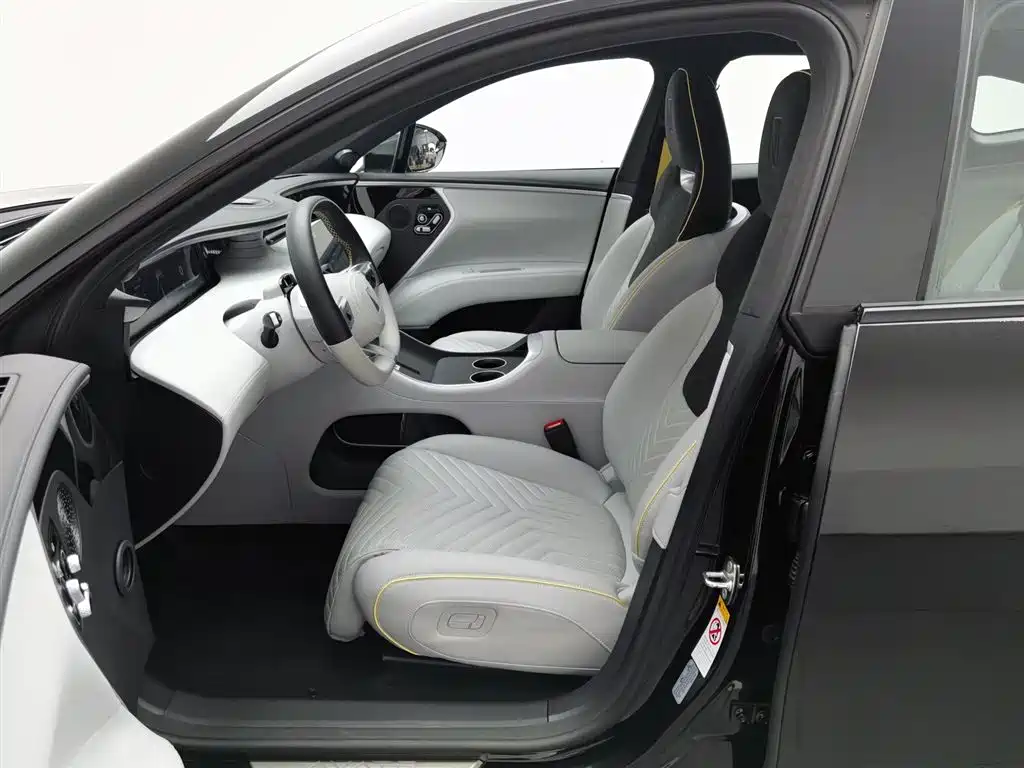 Avatr 11 2025 Facelift Max Range Extender фото 10