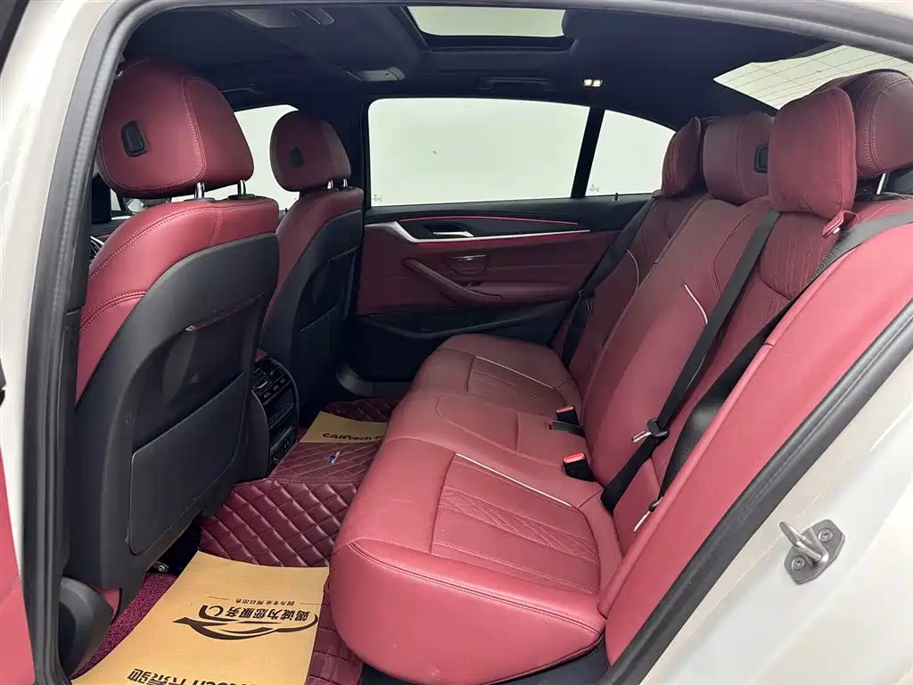 BMW 5 Series 2022 Facelift 530Li Leading M Sport Package фото 9