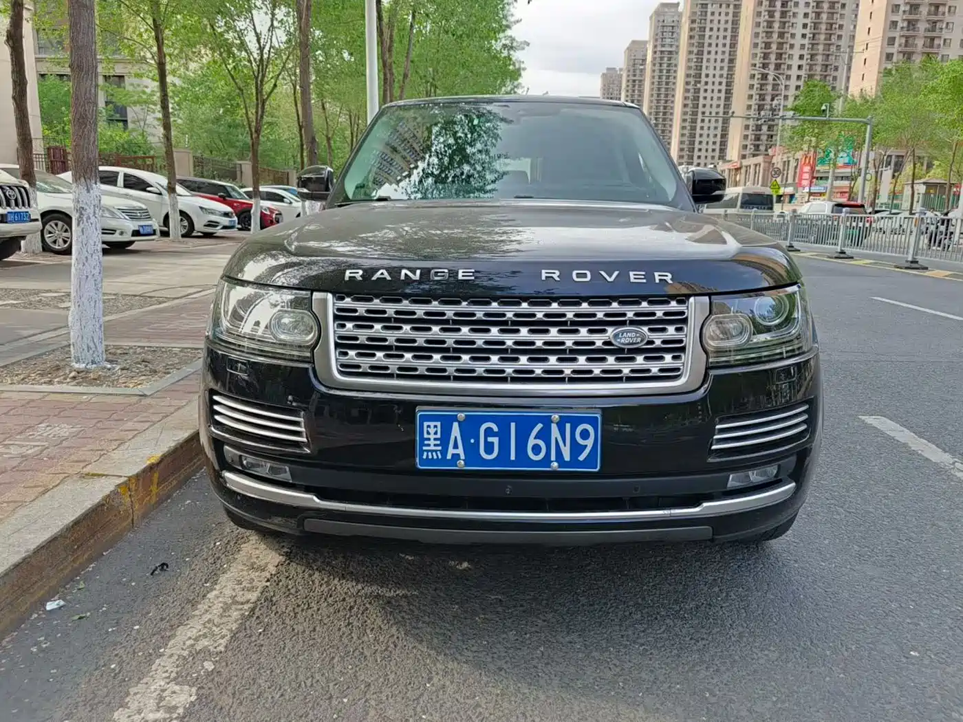 Land Rover Range Rover 2017 3.0 SC V6 Vogue LWB (Long Wheelbase) фото 2