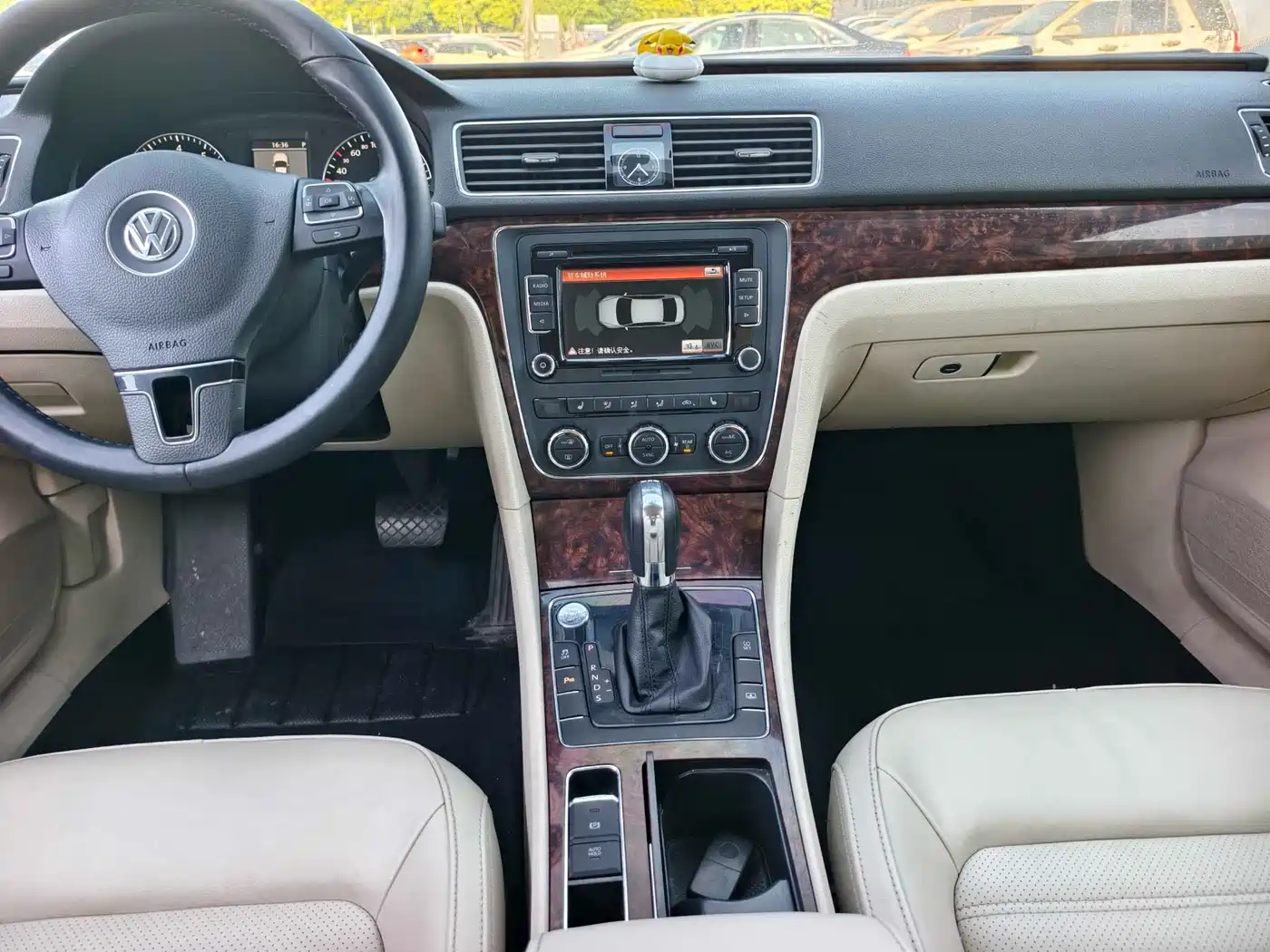Volkswagen Passat 2013 1.8TSI DSG Yuzun фото 12