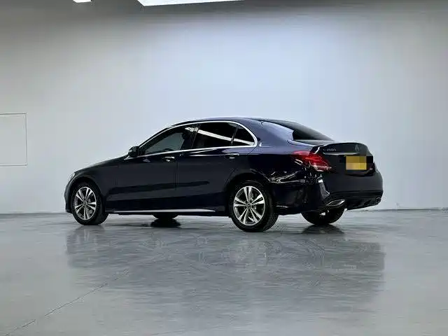 Mercedes-Benz C-Class 2018 C 200 L Sport Edition фото 4