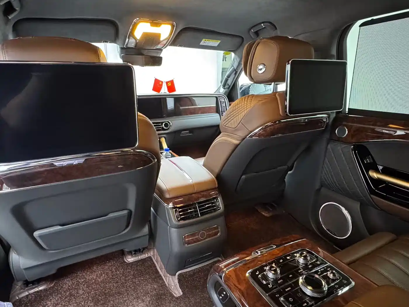 Hongqi Guoyao 2022 4.0T Premium Flagship 4-Seater фото 5