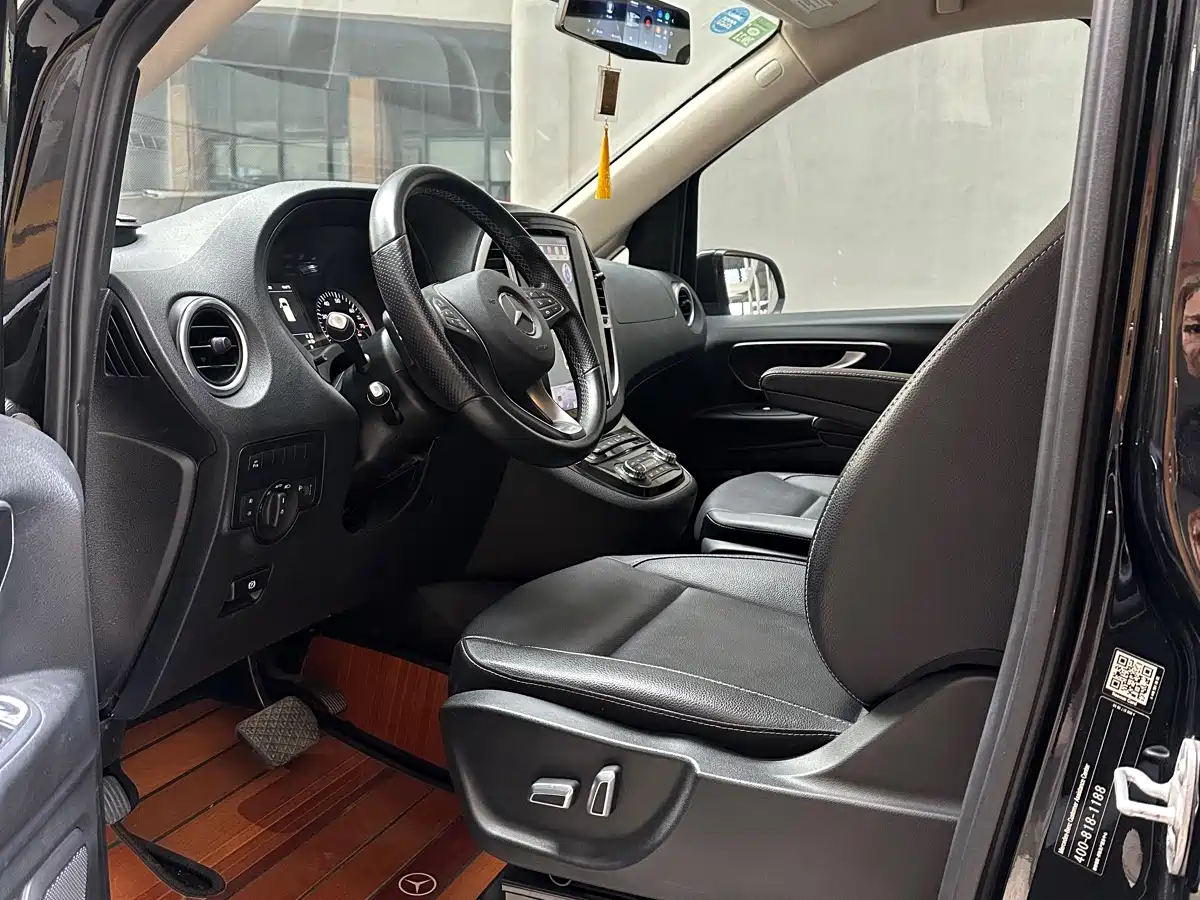 Mercedes-Benz Vito 2018 2.0T Business Edition China VI фото 5