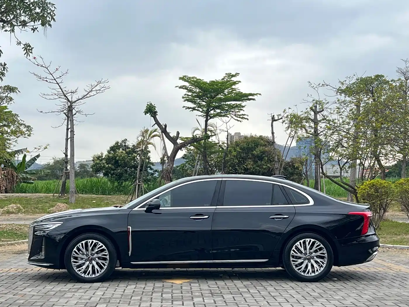 Hongqi HONGQI H5
