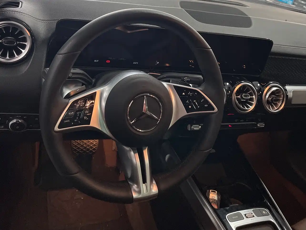 Mercedes-Benz GLB 2026 GLB 220 Sport Style фото 9