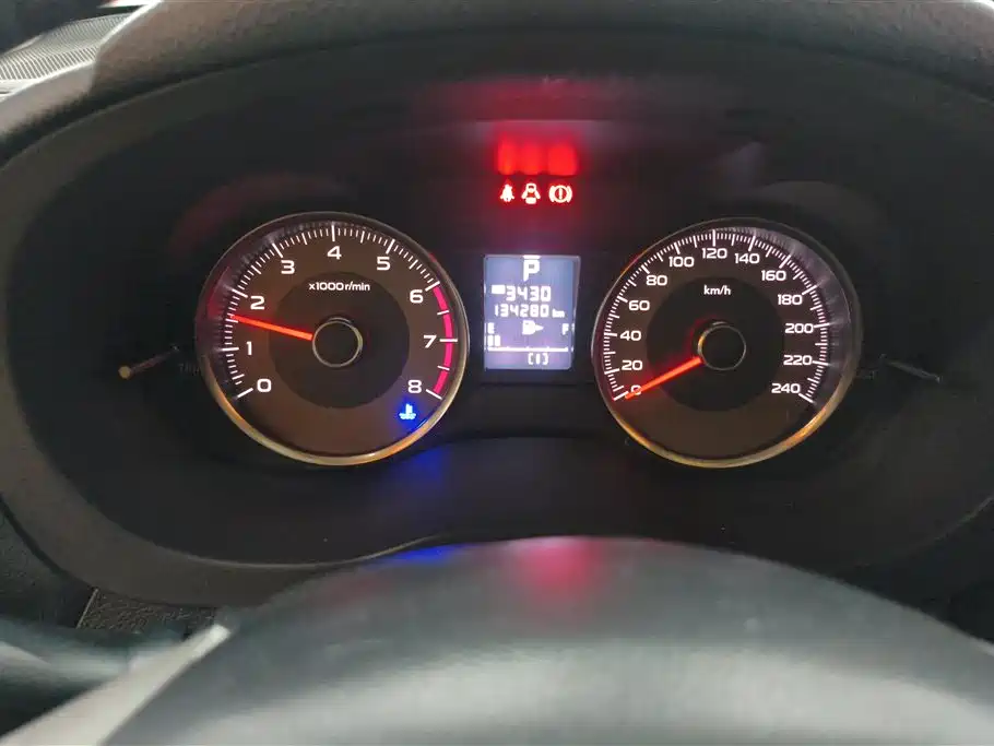 Subaru Forester 2015 2.5i Special Commemorative Edition фото 14