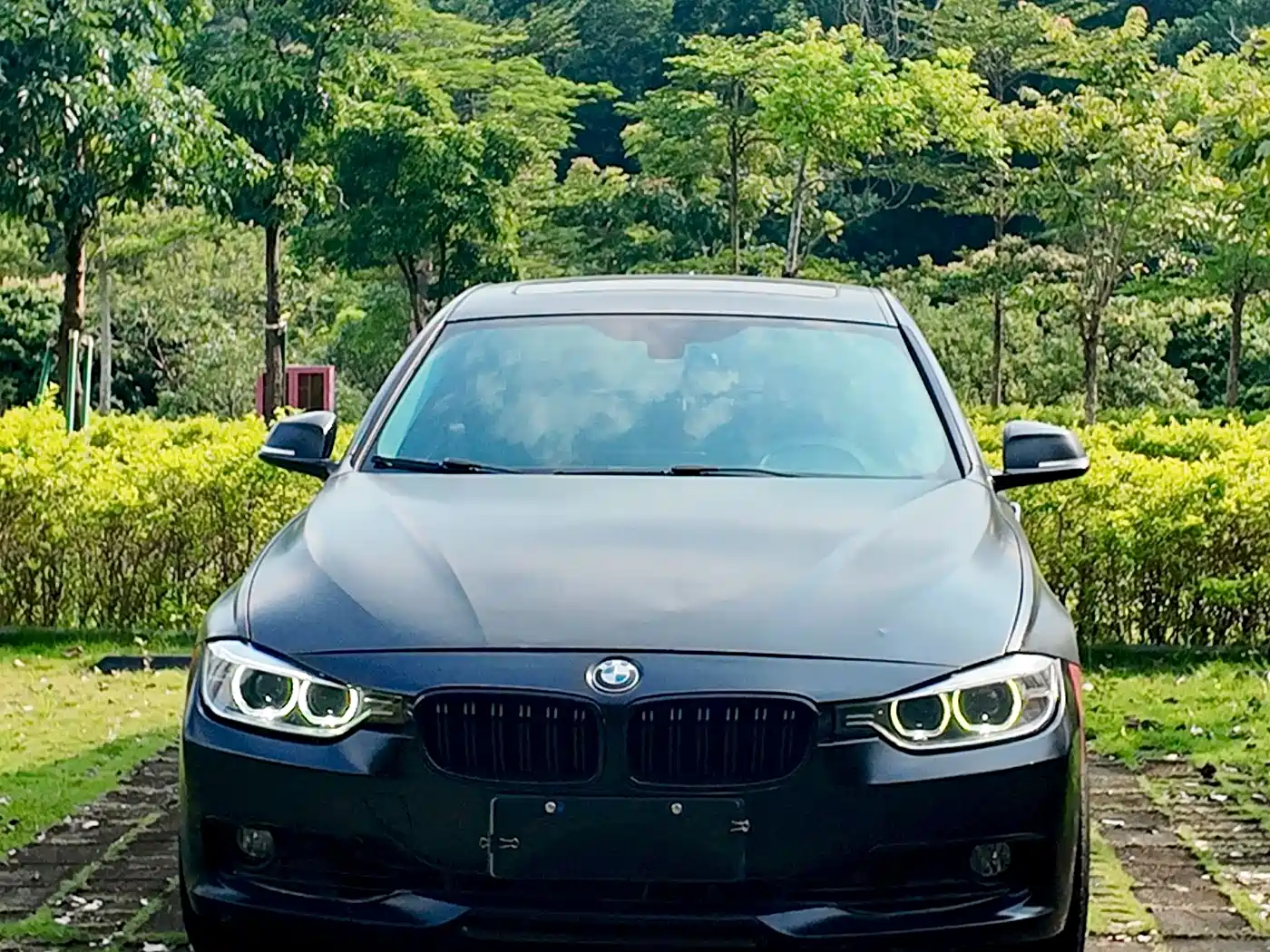 BMW 3 Series (Import) 2013 2013 320i Sport Design Package