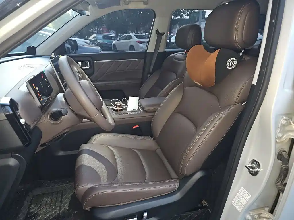 Photo 16 - Wuling Motors Starlight 560