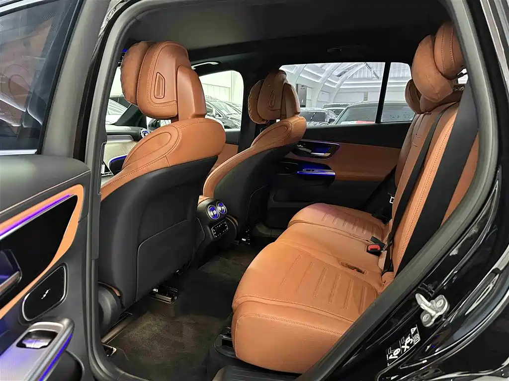 Mercedes-Benz GLC 2025 GLC 300 L 4MATIC Dynamic 7-seater фото 11