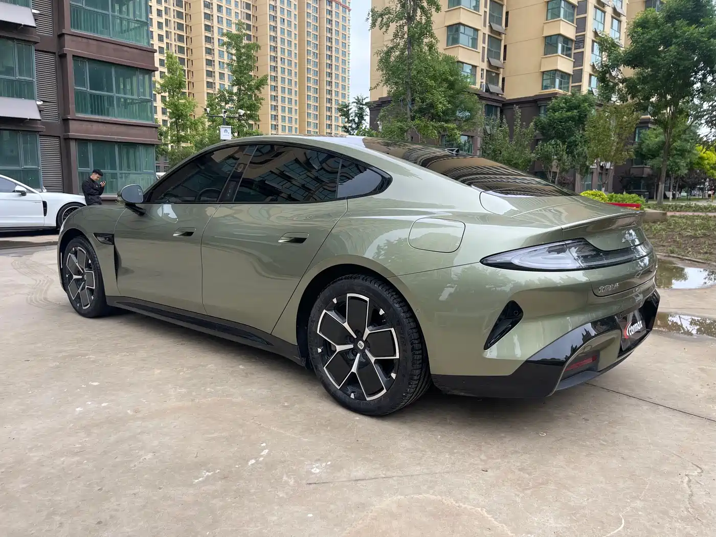 Xiaomi Auto Xiaomi SU7 2024 RWD Standard Founder's Edition фото 7