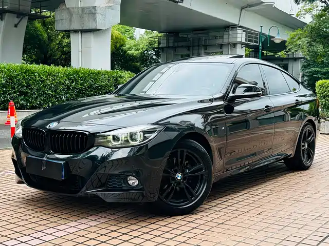 BMW 3 Series GT 2019 320i M Sport Black Night Edition