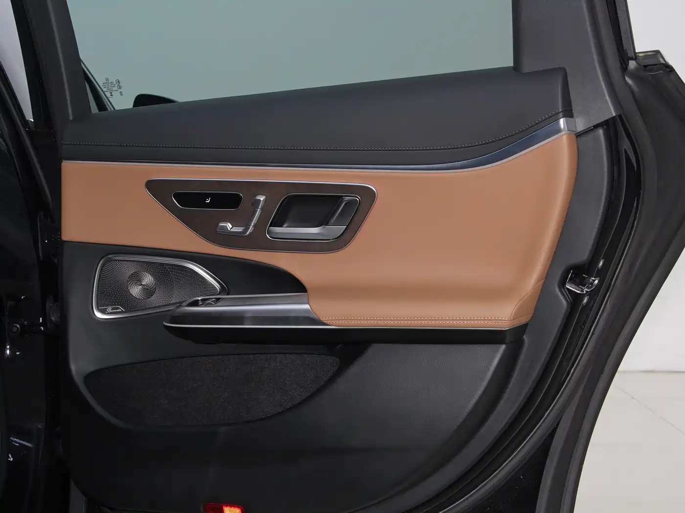 Mercedes-Benz E-Class 2025 Facelift E 300 L Luxury фото 19
