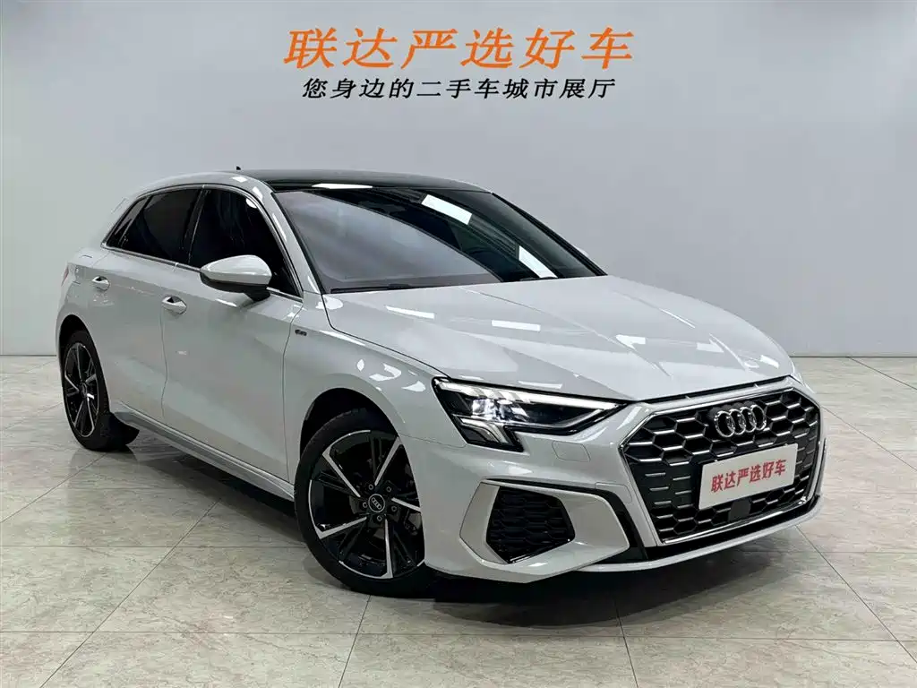 Audi A3 2023 Facelift Sportback 35 TFSI Fashion Sport фото 23