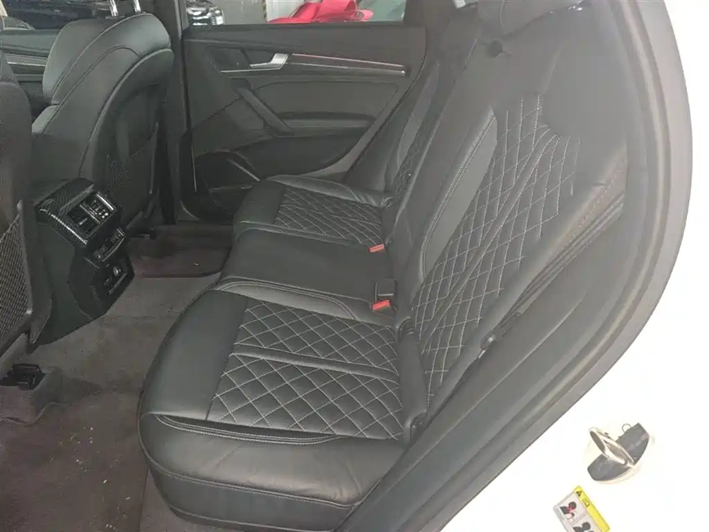 Audi Q5L Sportback 2022 45 TFSI Premium фото 24