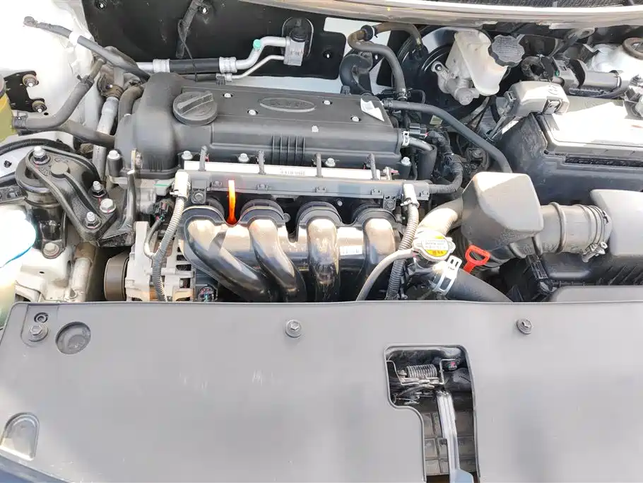 Kia K2 2015 Hatchback 1.4L AT GLS фото 10