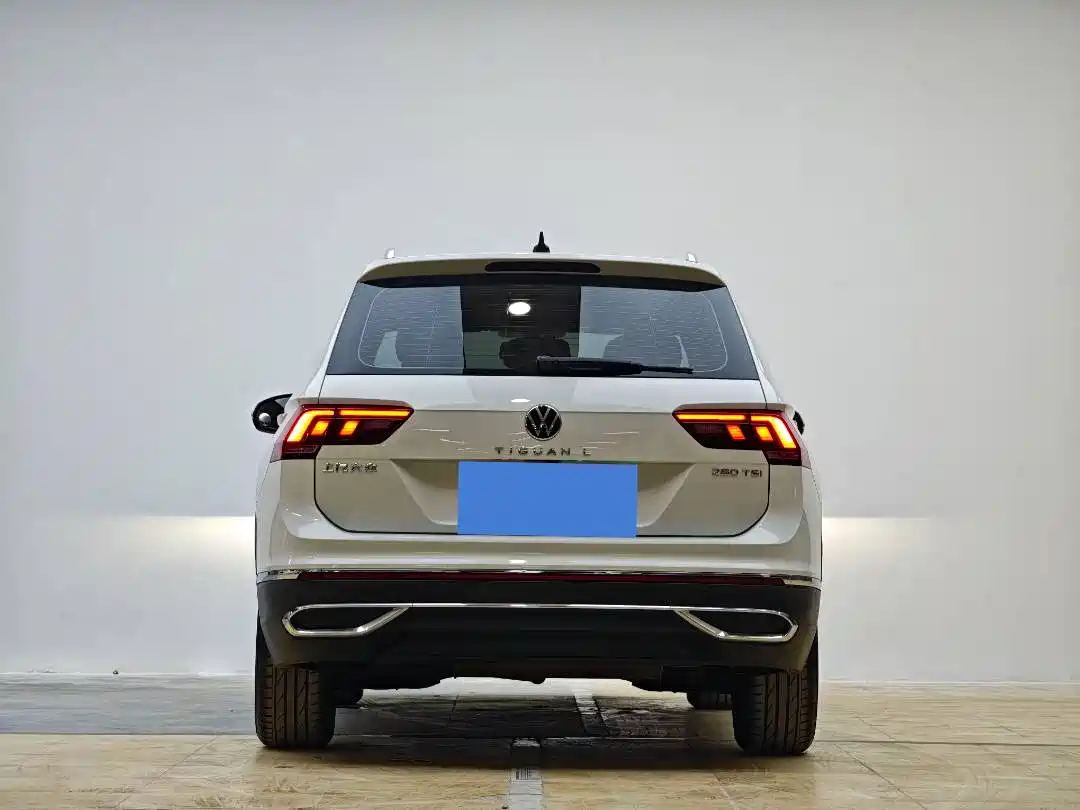 Volkswagen Tiguan L 2023 280TSI 2WD Trend Limited Edition фото 6